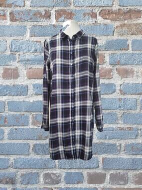Forever Cute Button Down Love Sleeve Top Size Small but Long for Leggings